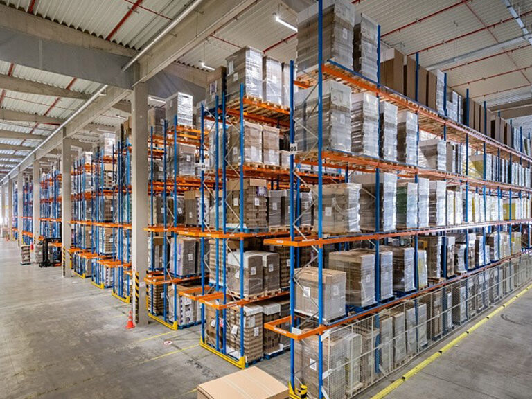 Logistické služby Z výroby přes sklad až na vybraný market v ČR nebo SK